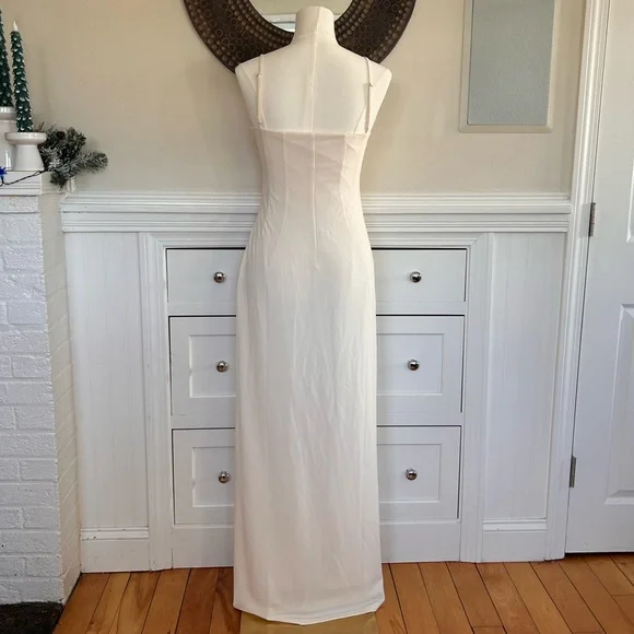 MESHKI Amorette Lace Trim Maxi Dress in Bone Size Medium - Picture 7 of 16